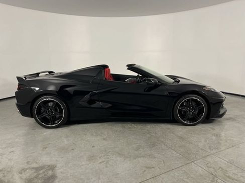 Used 2023 Chevrolet Corvette Stingray Preferred Conv w/ Z51 Performance Package RWD image 9