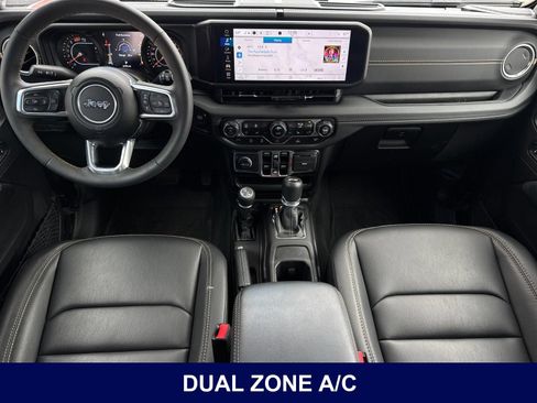 Used 2024 Jeep Wrangler Unlimited Sahara AWD/4WD image 18