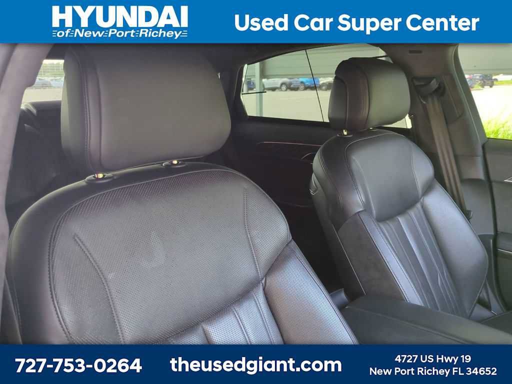 Used 2021 Audi A8 L 3.0T w/ Luxury Package AWD/4WD image 6