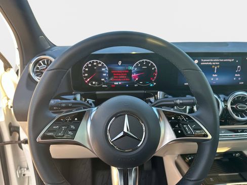 Used 2026 Mercedes-Benz GLA 250 image 24
