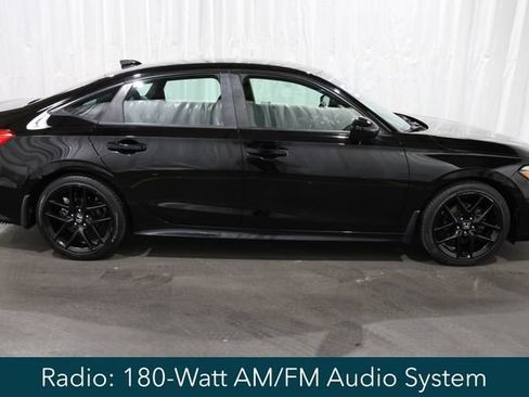 Used 2022 Honda Civic Sport image 2