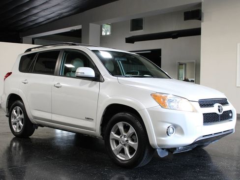 Used 2010 Toyota RAV4 Limited FWD image 1