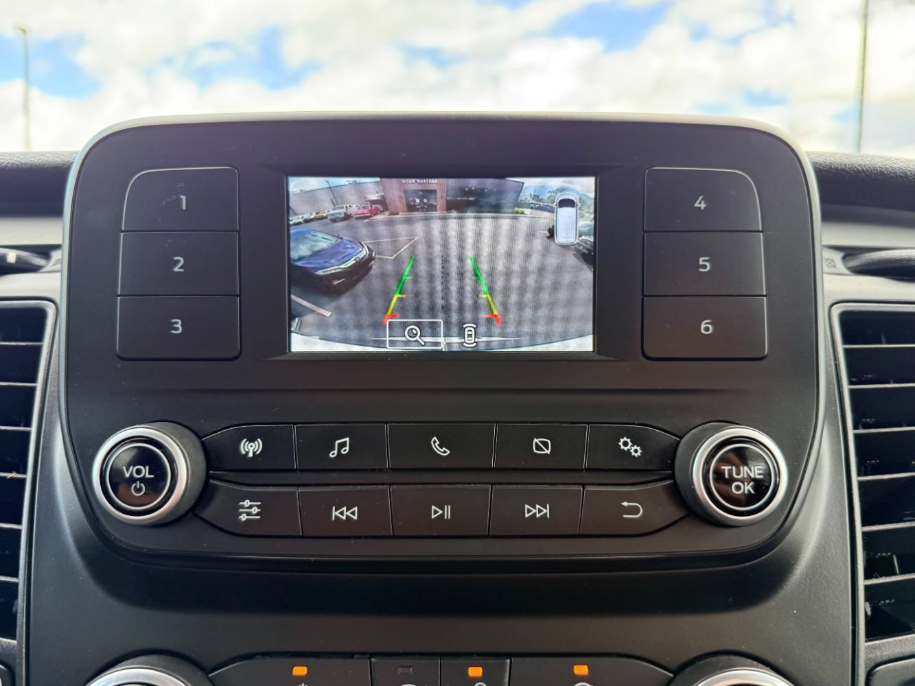 Used 2022 Ford Transit 350 XL RWD image 17