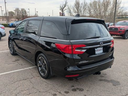 Used 2023 Honda Odyssey Elite image 6