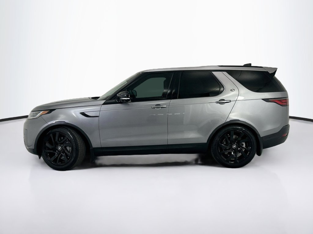 Certified 2025 Land Rover Discovery S AWD/4WD image 8