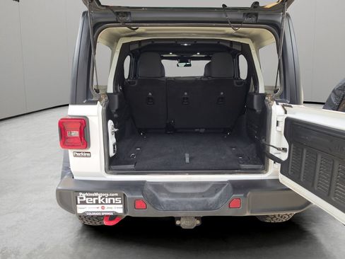 Certified 2025 Jeep Wrangler Unlimited Rubicon AWD/4WD image 11