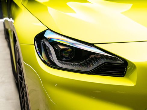 Used 2025 BMW M2 w/ Lighting Package image 17