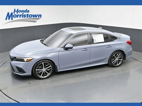 Used 2022 Honda Civic Touring image 1