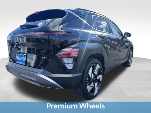 Used 2024 Hyundai Kona Limited image 8