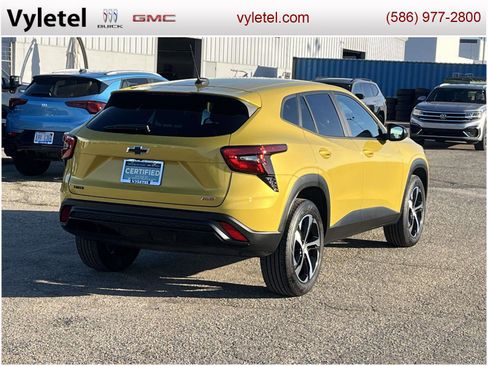 Certified 2024 Chevrolet Trax RS w/ Driver Confidence Package image 3