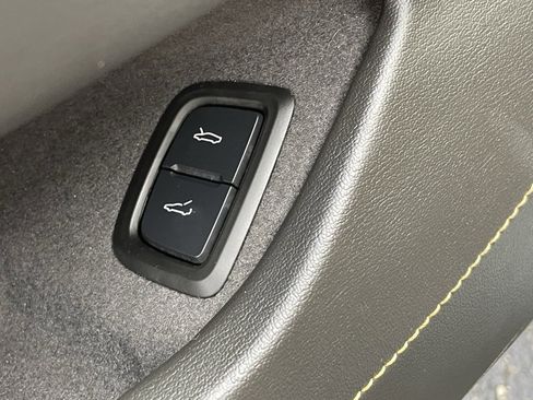 Certified 2024 Chevrolet Corvette Stingray Preferred Cpe w/ Battery Protection Package image 23