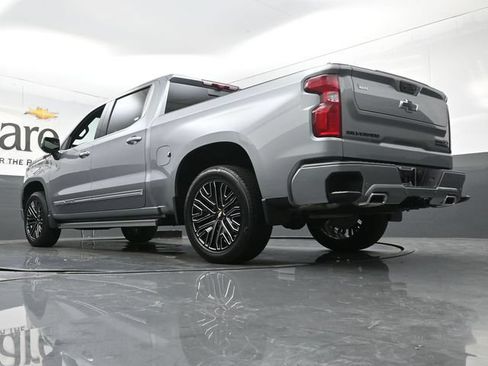 Used 2026 Chevrolet Silverado 1500 High Country AWD/4WD image 5