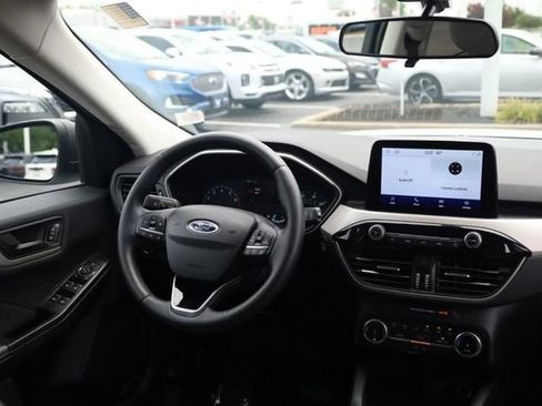 Certified 2022 Ford Escape SE w/ Convenience Package FWD image 22