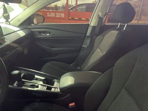 Used 2025 Honda Accord SE image 6