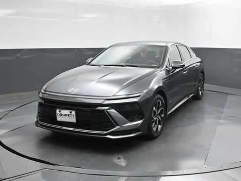 Used 2025 Hyundai Sonata SEL FWD image 22