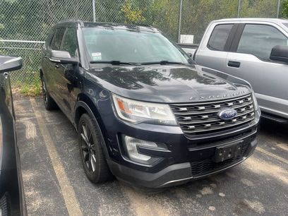 Used 2017 Ford Explorer XLT w/ Equipment Group 202A