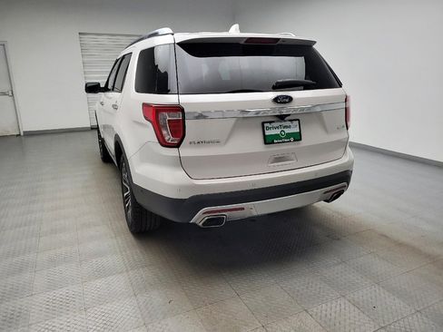 Used 2017 Ford Explorer Platinum image 6