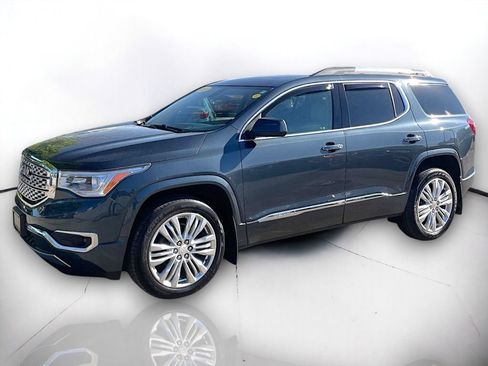 Used 2019 GMC Acadia Denali w/ Technology Package AWD/4WD image 2