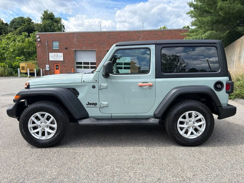 Used 2023 Jeep Wrangler Sport AWD/4WD image 3