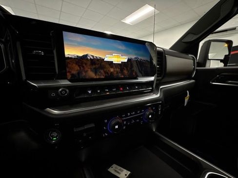 New 2026 Chevrolet Silverado 2500 High Country w/ Technology Package AWD/4WD image 17