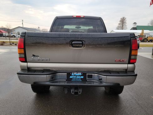 Used 2006 GMC Sierra 1500 SLT w/ Vortecmax Performance Pack image 5