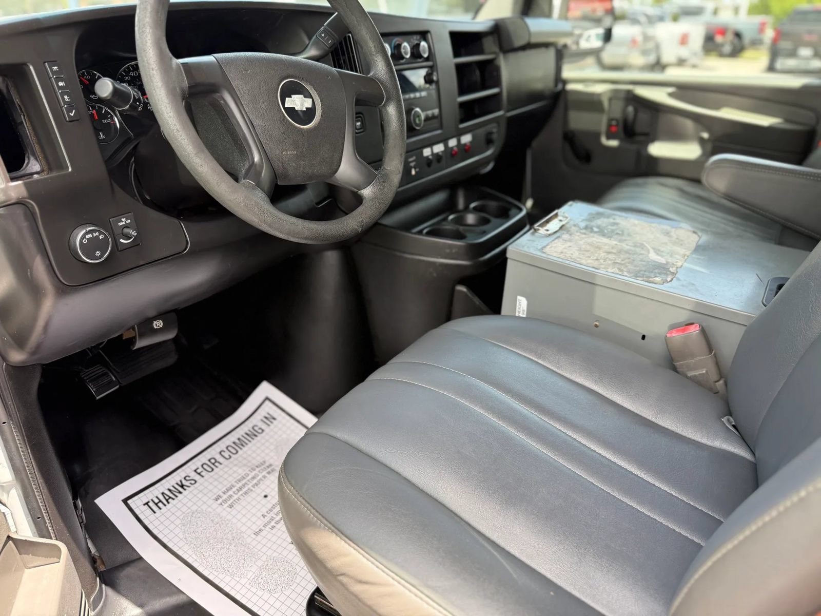 Used 2013 Chevrolet Express 2500 RWD image 17