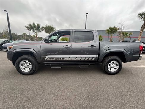 Used 2022 Toyota Tacoma SR5 image 3