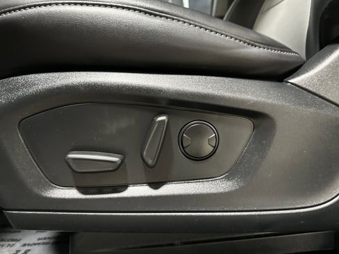 Certified 2023 Ford Explorer XLT w/ Equipment Group 202A image 16