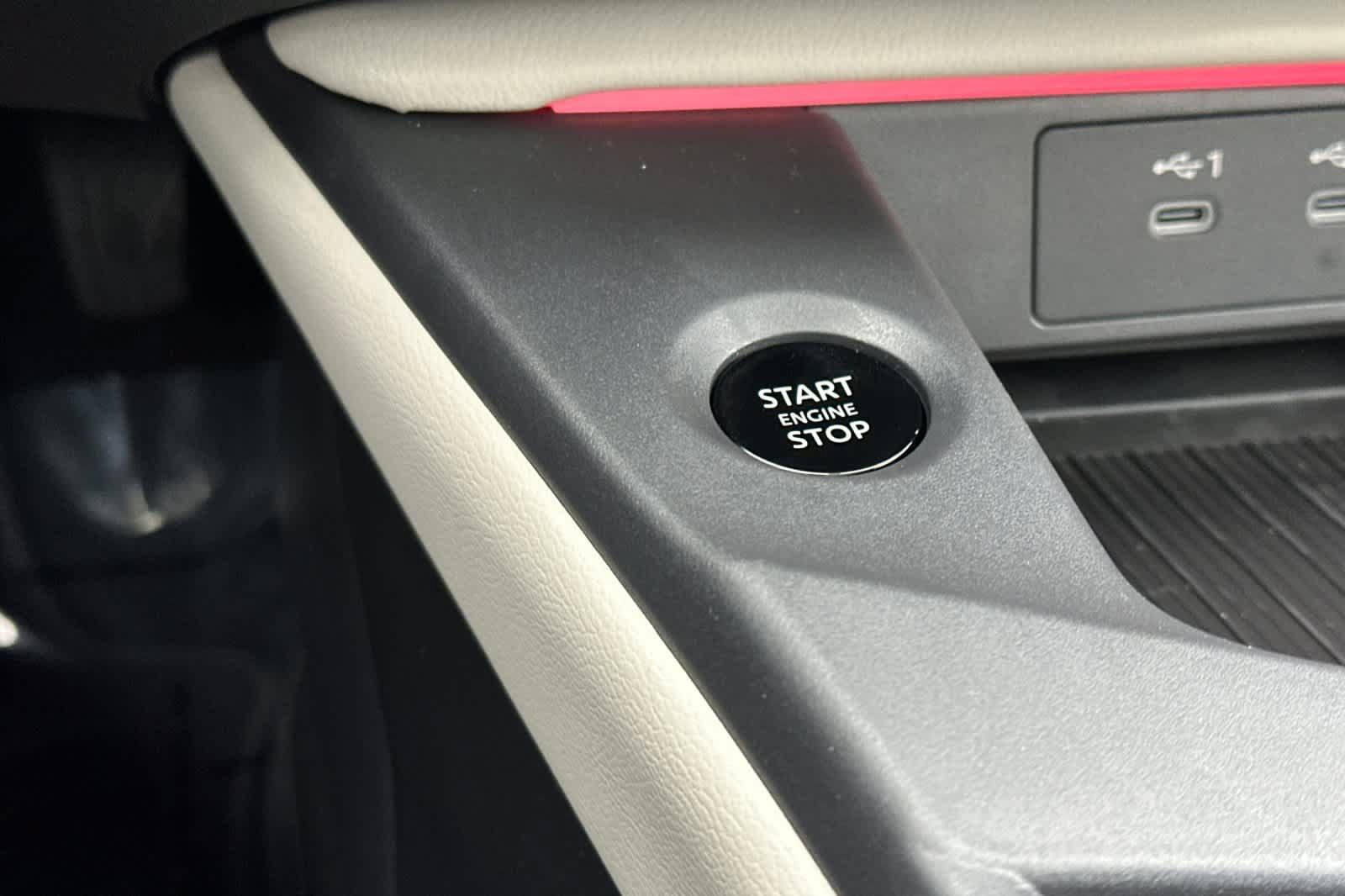 New 2026 Nissan Sentra SL w/ Floor Mat Package FWD image 21