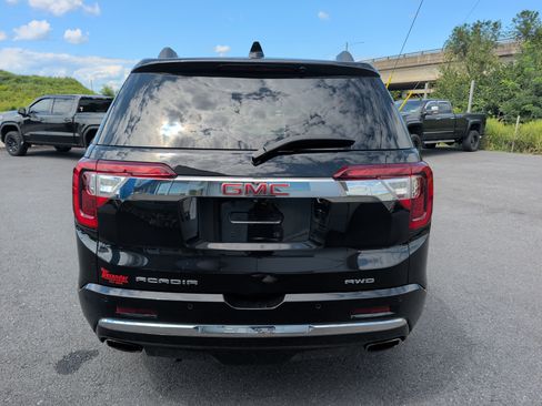 Used 2021 GMC Acadia Denali w/ LPO, Floor Liner Package AWD/4WD image 4
