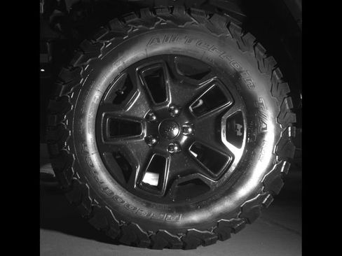 Used 2014 Jeep Wrangler Sport AWD/4WD image 10