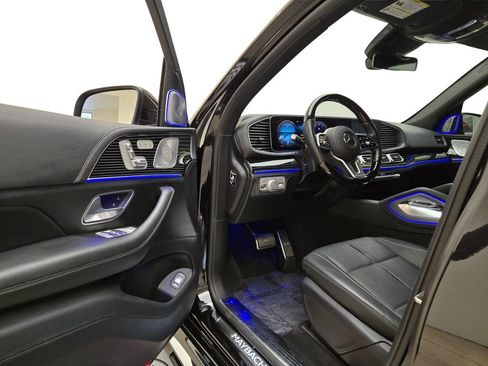 Used 2021 Mercedes-Benz Maybach GLS 600 4MATIC image 16