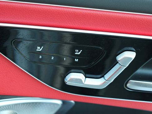 Used 2024 Mercedes-Benz CLE 300 4MATIC Coupe image 22