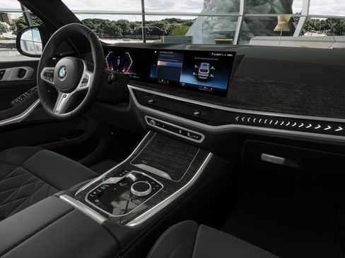 Used 2026 BMW X5 xDrive40i w/ M Sport Package AWD/4WD image 40