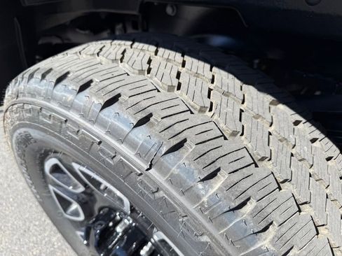 New 2025 Ford F350 Platinum image 44