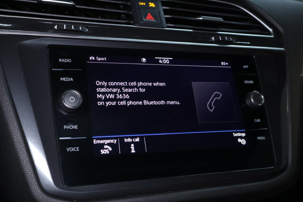 Used 2024 Volkswagen Tiguan SE w/ Panoramic Sunroof Package AWD/4WD image 31