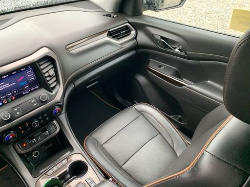 Used 2023 GMC Acadia AT4 w/ Technology Package AWD/4WD image 22