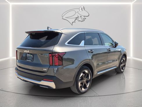 Used 2025 Kia Sorento SX Prestige AWD/4WD image 5
