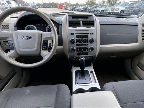 Used 2010 Ford Escape XLT image 14