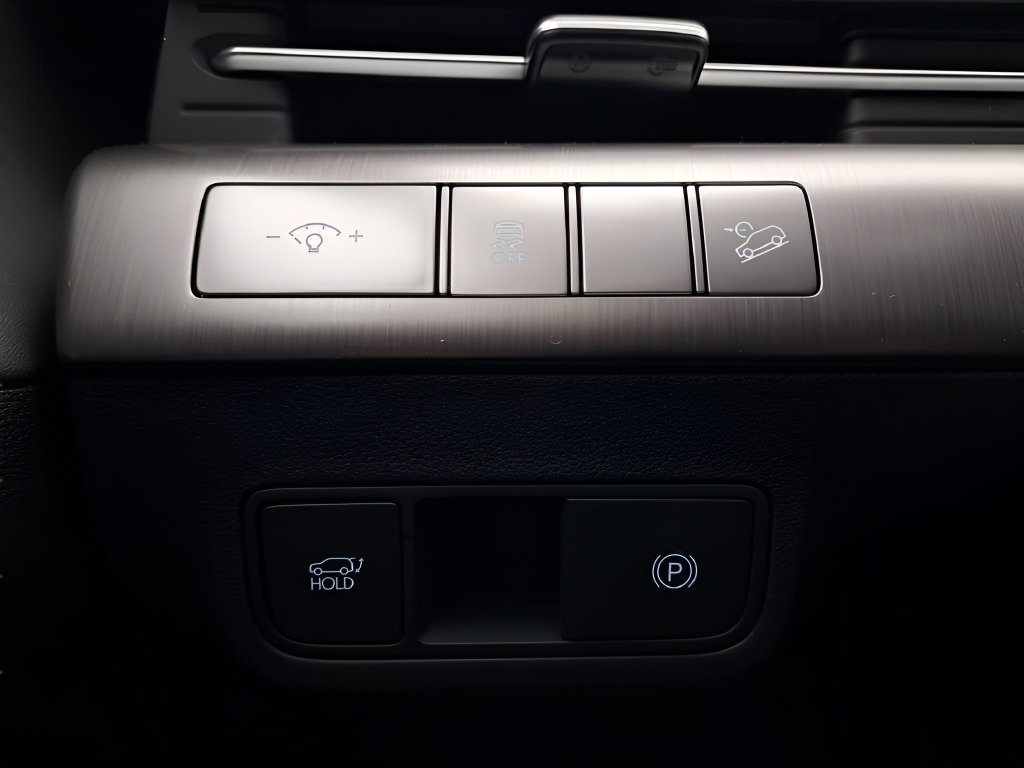New 2026 Hyundai Kona Limited AWD/4WD image 24