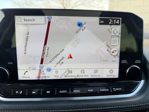 Used 2023 Nissan Rogue SL w/ SL Premium Package image 24