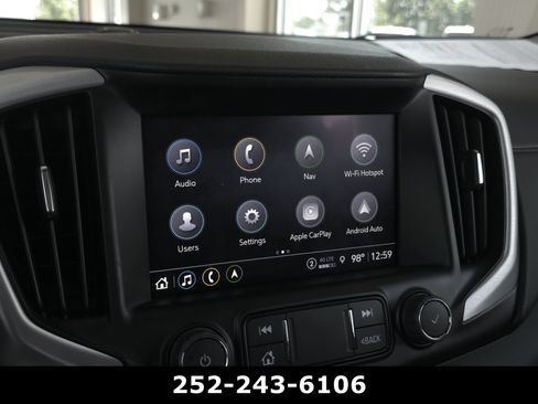 Used 2024 GMC Terrain SLT w/ Infotainment Package II AWD/4WD image 19