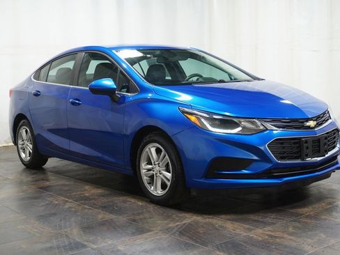 Used 2016 Chevrolet Cruze LT w/ Convenience Package image 1