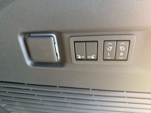 New 2026 Chevrolet Suburban Premier image 50