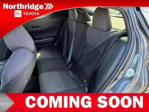 Used 2021 Toyota C-HR LE FWD image 7