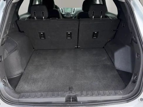 Used 2018 Chevrolet Equinox LT AWD/4WD image 19