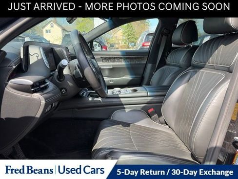 Used 2023 Genesis G90 3.5T AWD/4WD image 13