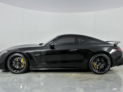 Used 2025 Mercedes-Benz AMG GT 55 image 8