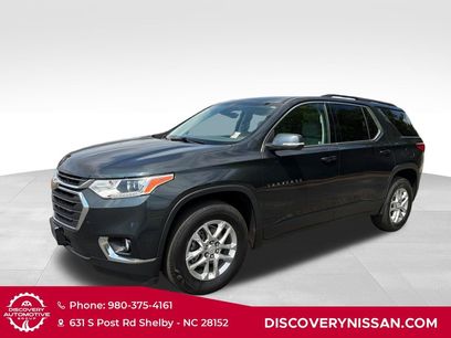 Used 2021 Chevrolet Traverse LT