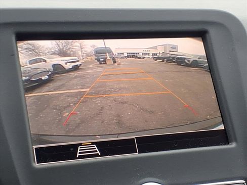 Used 2023 Chevrolet Equinox LT image 11